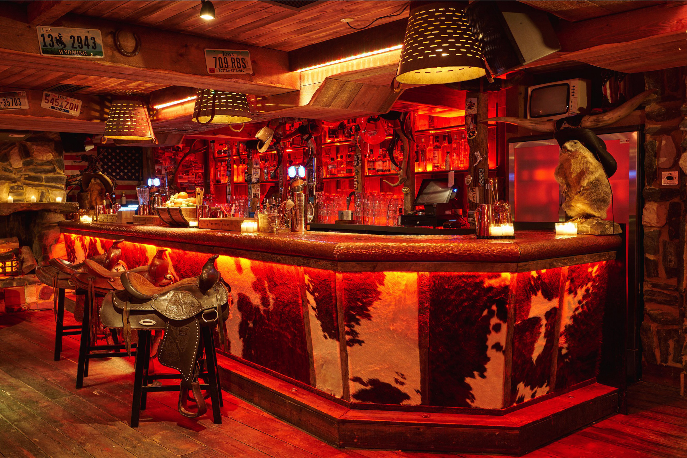 Interior shot of the bar at Beaver Lodge